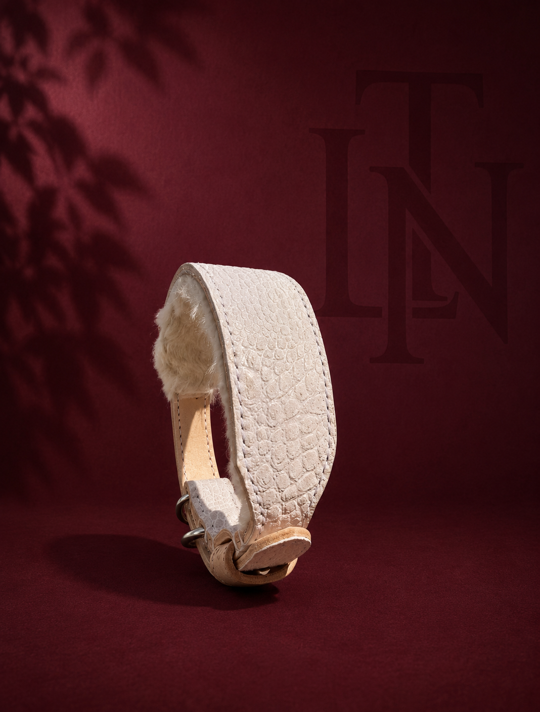 Collier pour chien Signature en cuir gaufré effet crocodile Blanc, doublé de fourrure Blanc
